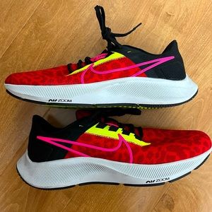 Nike Air Zoom Pegasus 38 Running Shoes
